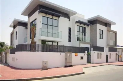 Mirdiff Villas