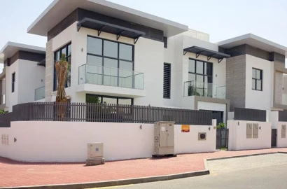 Mirdiff Villas