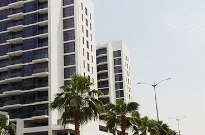 Damac Hills - Golf Town